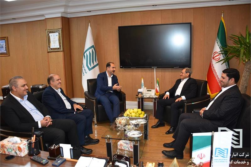 دیدار مدیرعامل شرکت انبارهای عمومی و خدمات گمرکی ایران با نماینده مردم بهارستان و رباط‌کریم در مجلس شورای اسلامی